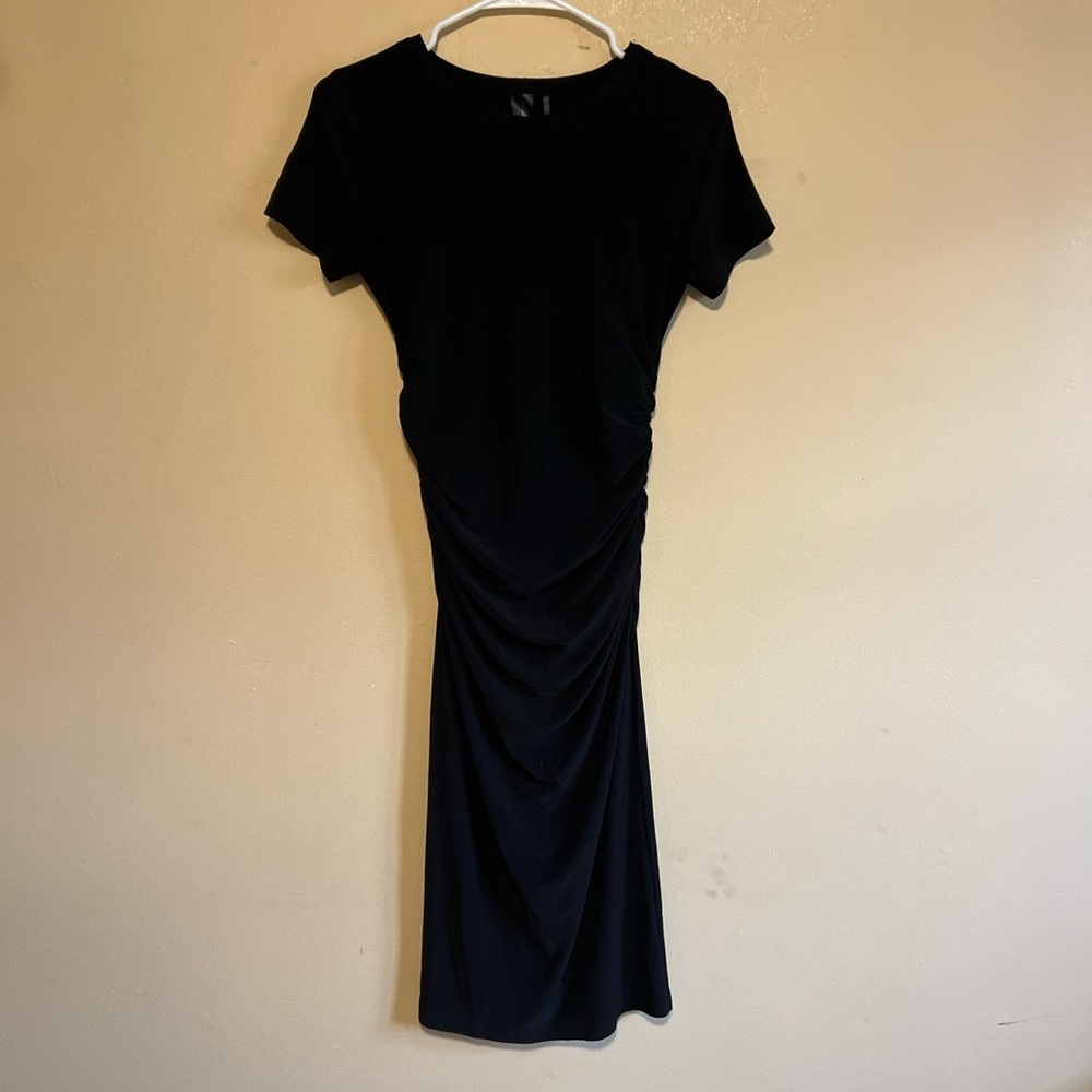 Norma Kamali Short Sleeve Shirred Waist Bodycon Dress Black Midi Small Bateau